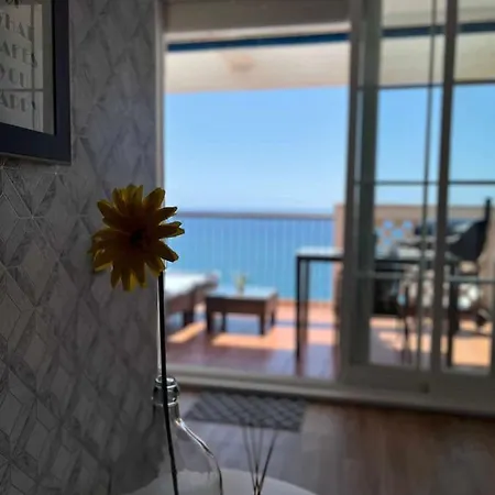 Atico Con Terraza Frente Al Mar Playa Zapillo Almería